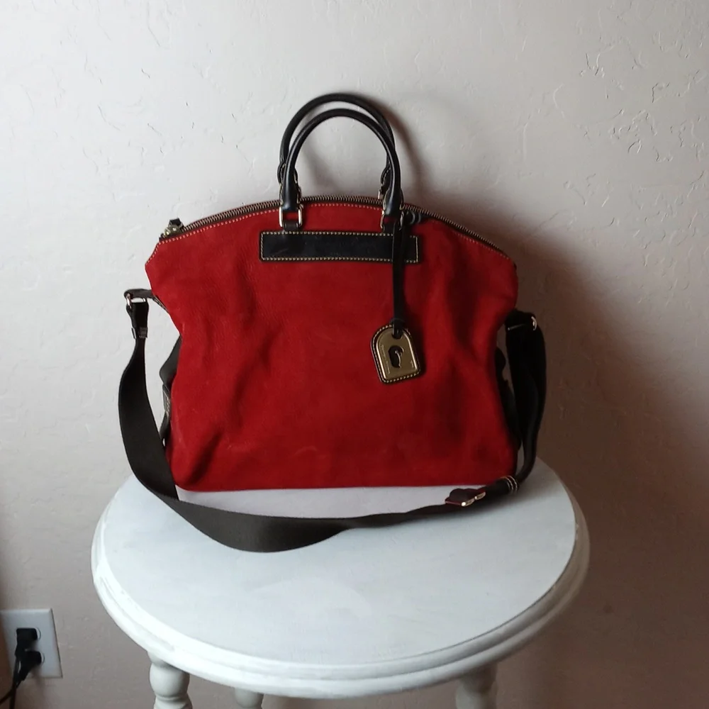 Vintage Dooney & Bourke Genuine Leather Shoulder Bag